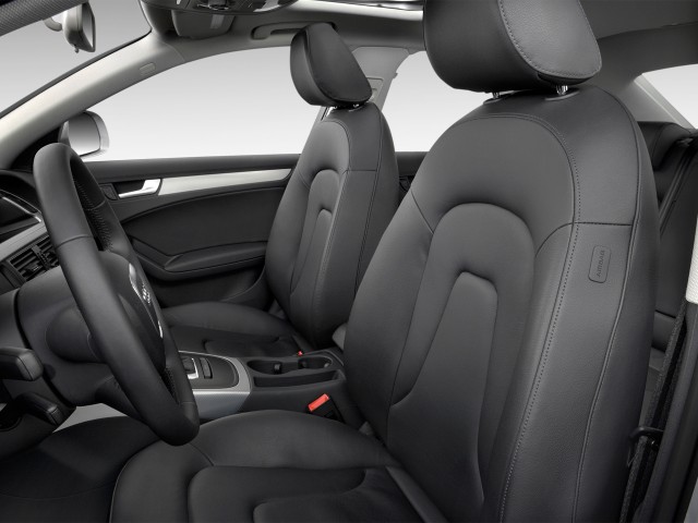 Third Photo Audi A4 2011